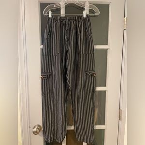 Jogger cargo black/white striped pants